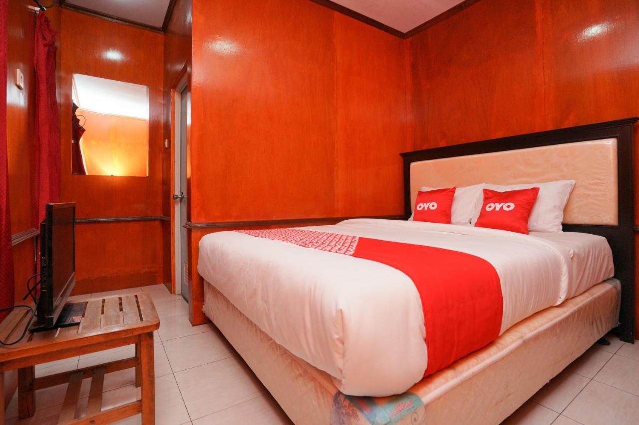 Oyo 2120 Pieter Homestay Bromo Probolinggo Bagian luar foto